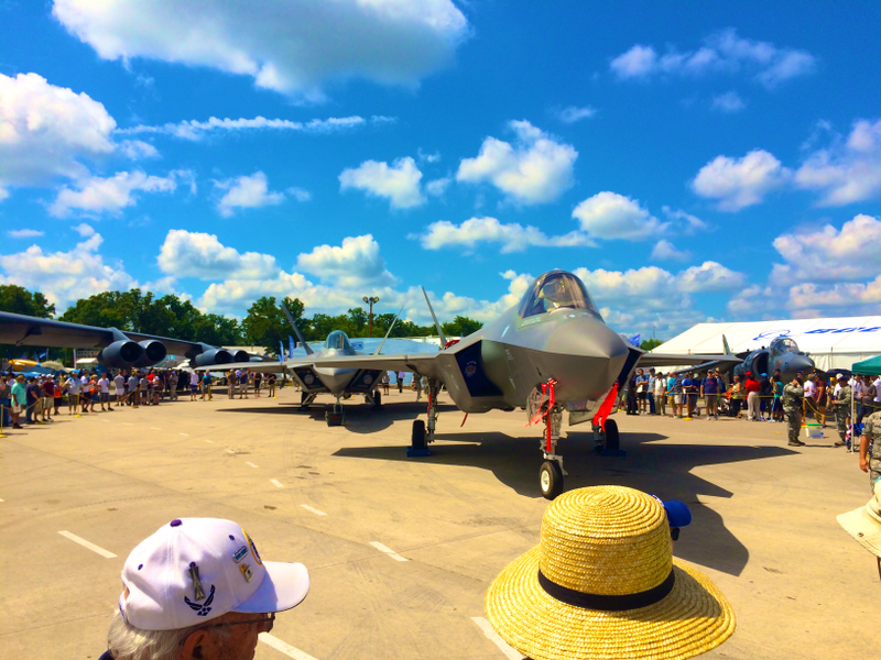 Illustration for article titled EAA AirVenture 2015 Photo Dump